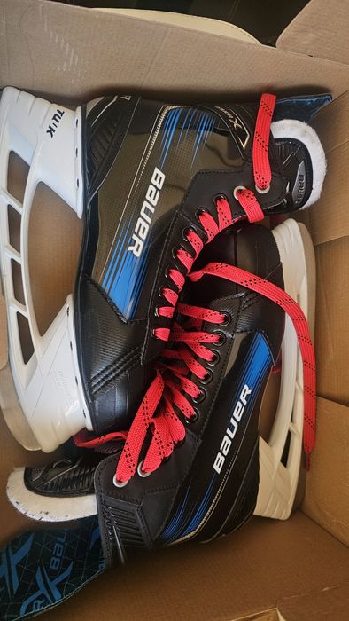 Коньки хоккейные S23 BAUER X SR