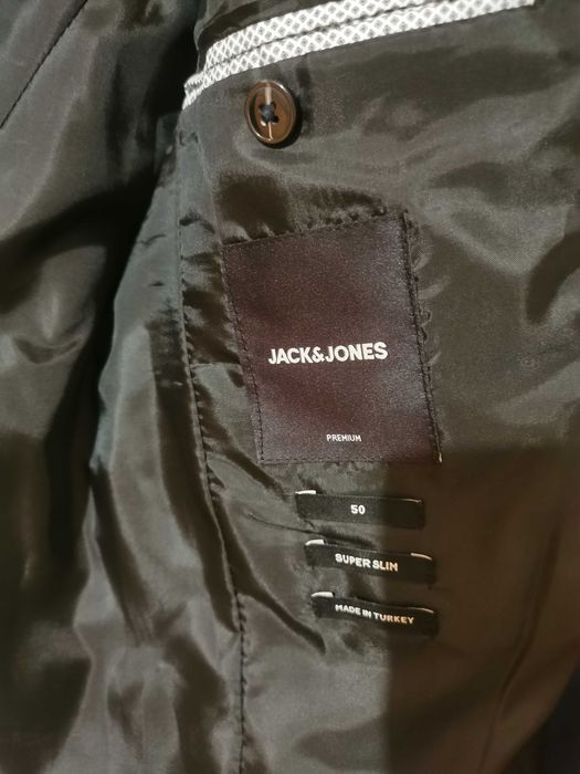 Мъжки костюм за бал