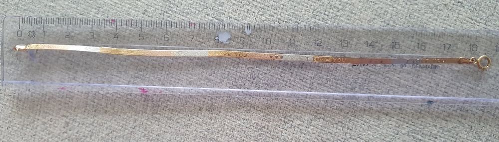 Brățară fină de aur 18 k, in 3 culori, cu inimi și mesaj I love you