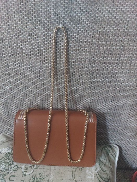 Geanta chic  maro coniac cu broderie