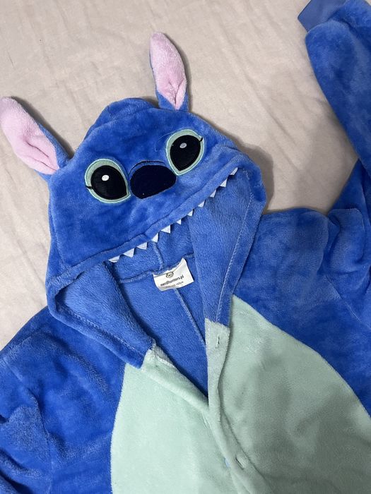 pijama stitch albastra