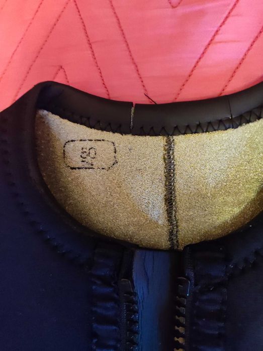 Неопренов костюм - 50 номер, 3 мм.