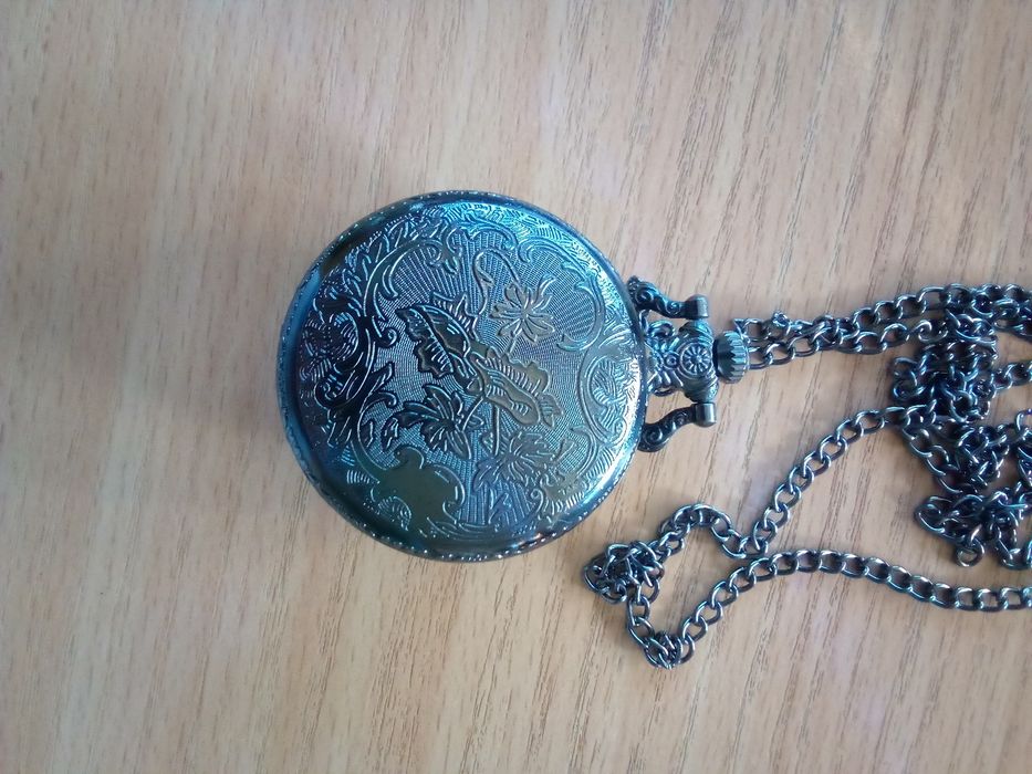 Джобен часовник Хелоуин