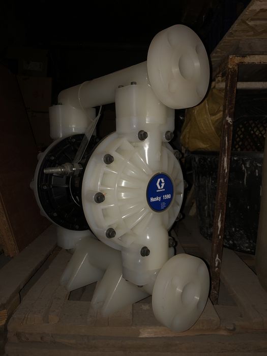 Продам насос Graco