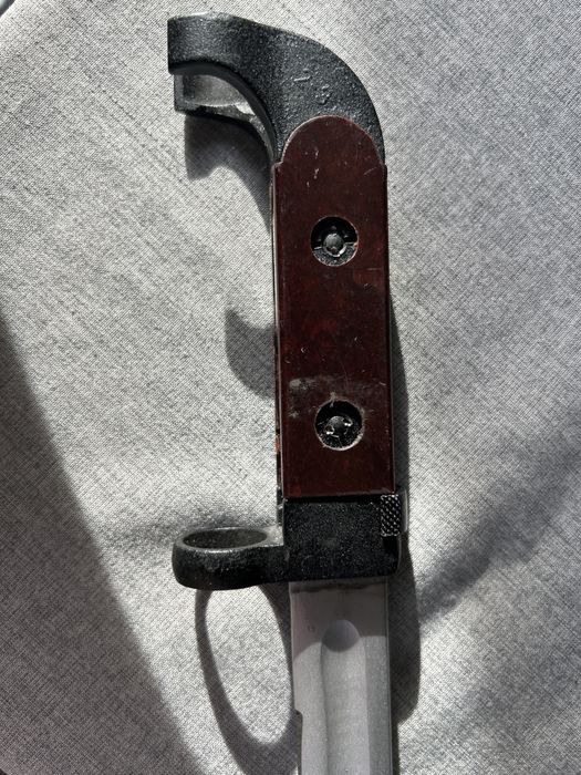 Щик за АК47 чисто нов