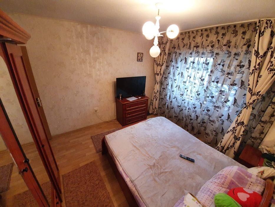 Inchiriez Apartament 2 camere, E3