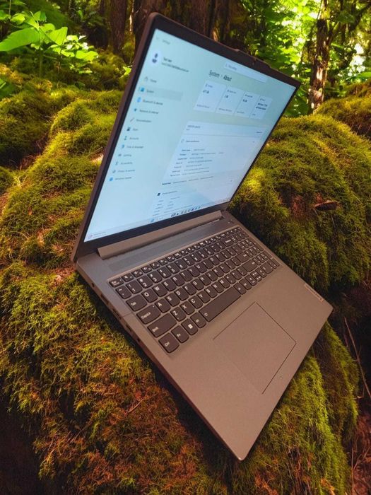 Laptop Lenovo IdeaPad Slim 3 16ABR8 silentios, ideal office