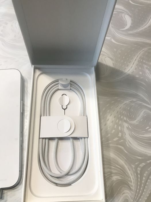 IPhone16-128gb White,ОТЛИЧЕН!!!