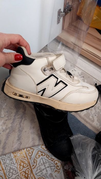 Зимние сапоги длч девочек 8-9лет