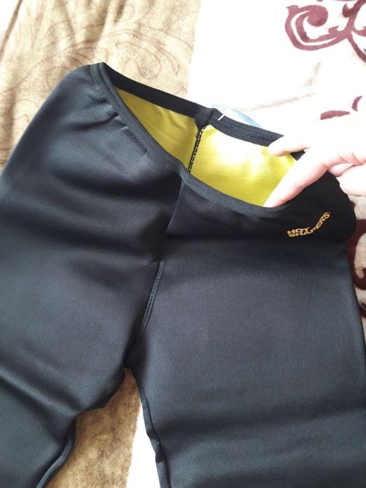 Продам костюм тройку ХОТШЕЙПЕРС