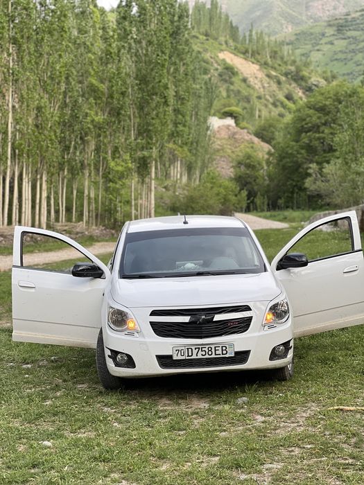 Chevrolet cobalt 2020