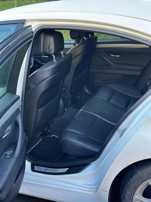 Dezmembrez BMW 520d F10 M-Pack ,manual,Recaro piele,volan M,jante M