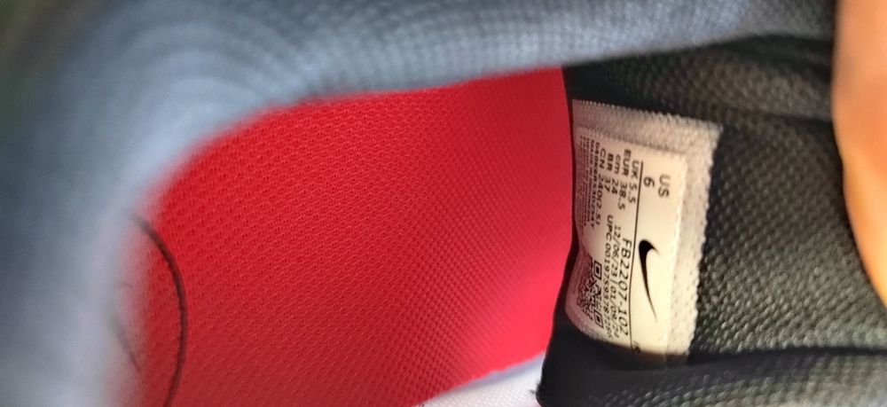 Nike Revolution 7,номер 38,5