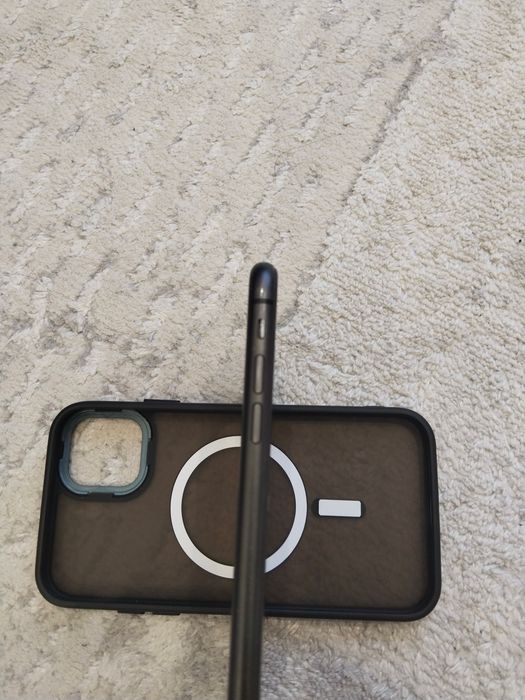 iPhone 11 в отличном состояние)