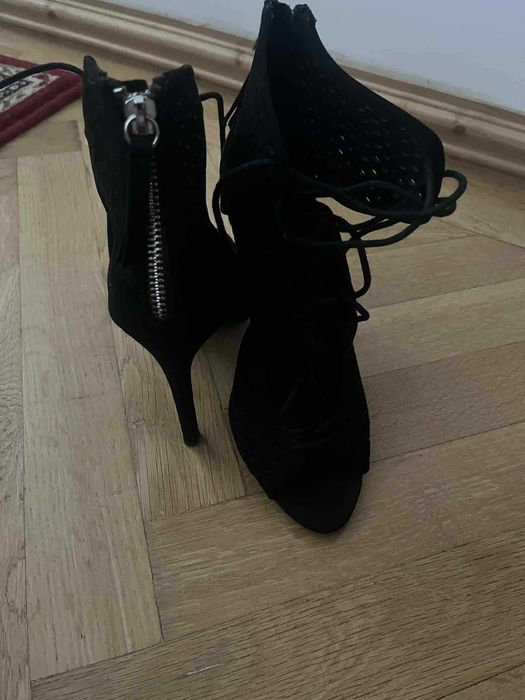 Sandale Zara masura 38