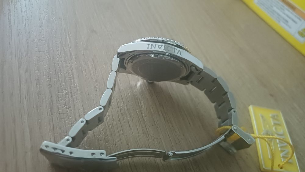 Ceas   Invicta  Nou