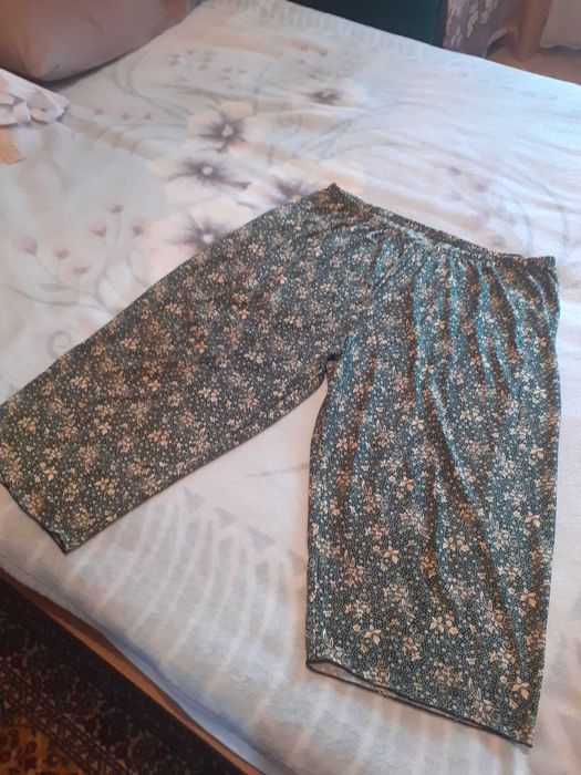 Платье вечернее в пол 50 размер, стройнит