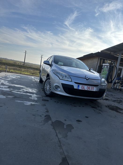 Vand Renault 1.5 dci an 2012 km 260k verificabili