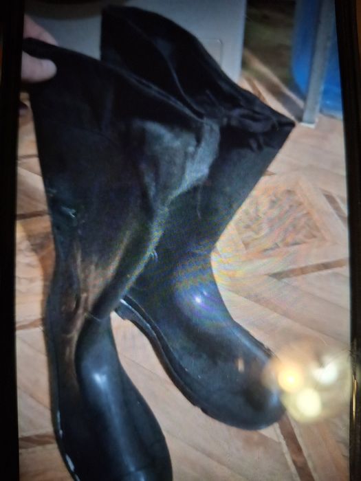 Продается дождевик и ботый комплект.