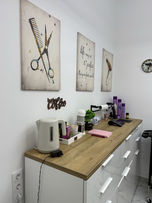 Vând Spațiu Comercial (Salon Coafura Manichiura Frizerie Birou intrare BAIA MARE )