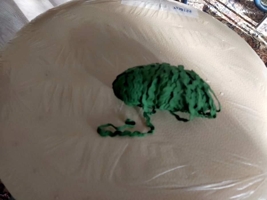 Продам тесьма советская новая цвета разные