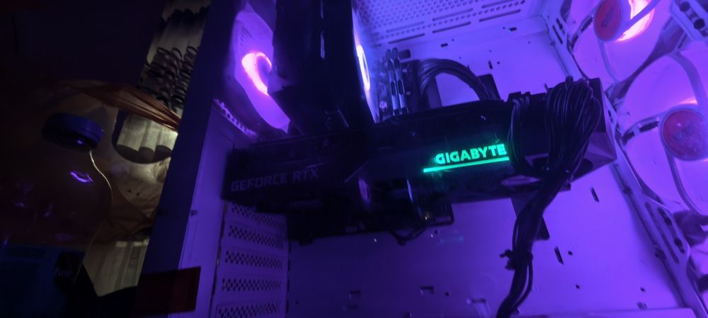 Компьютер игровой, в идеальном состоянии