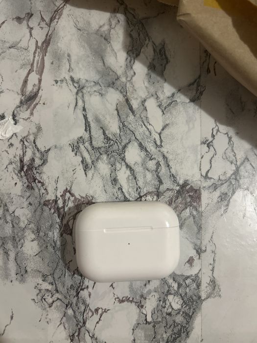 AirPods 3 pro.