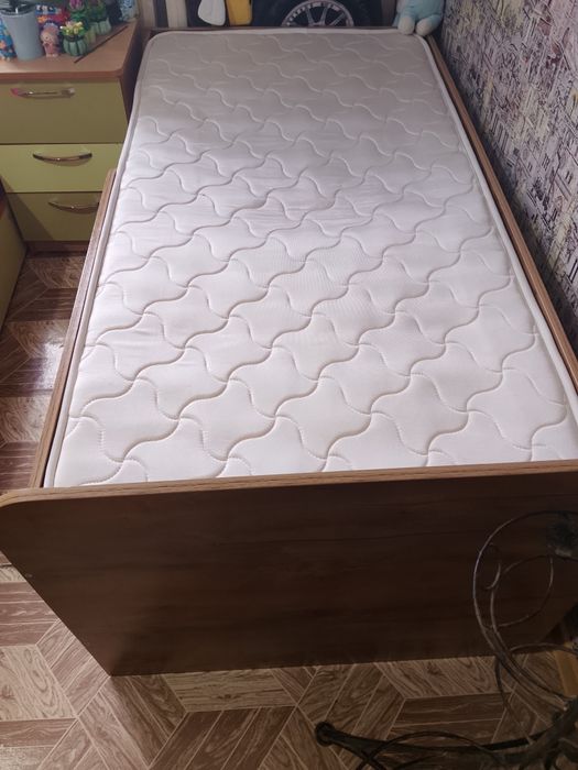 Кровать в отличном состоянии