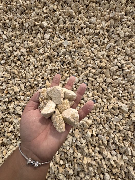 Piatra concasata/ piatra decorativa