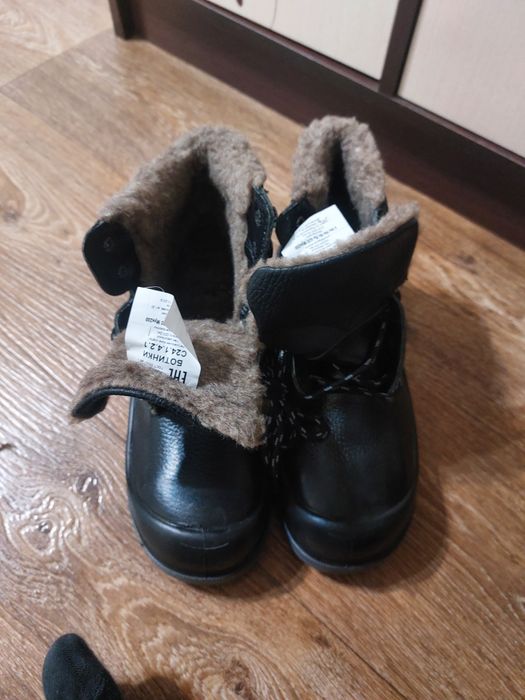 Продам спецобувь