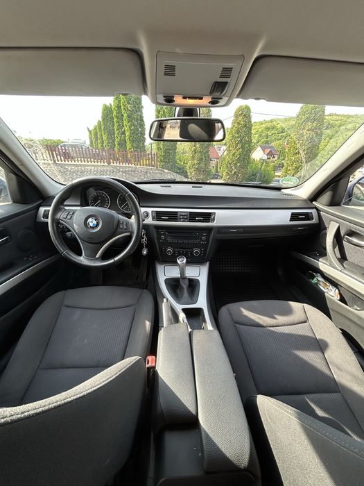 BMW 3 Series 2009 — imagine 5