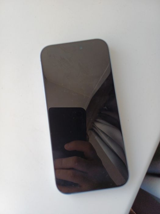 Продам IPhone 15