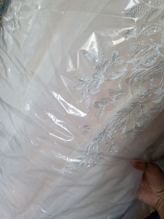 Платье свадебное