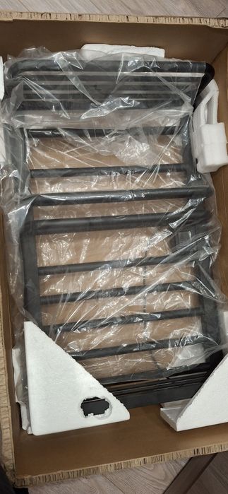 Продам полотенцесушитель новый