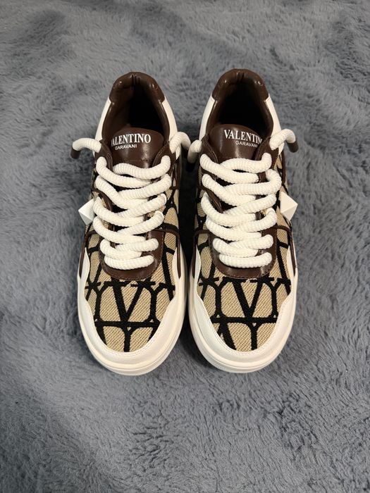 Valentino  Garavani One Stud XL