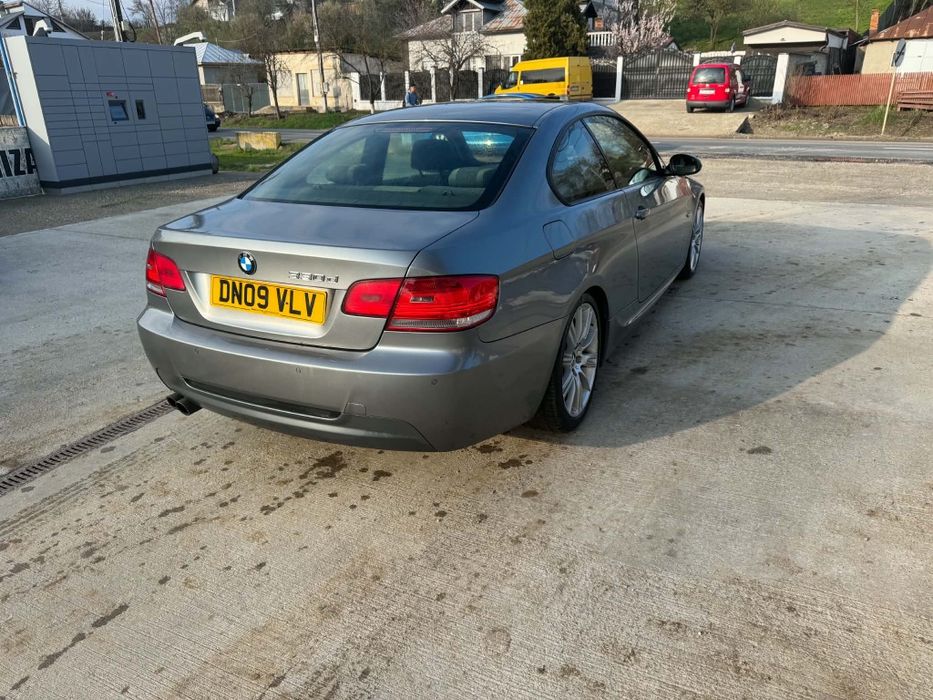 Vand BMW E 93 m pachet si BMW E 92 M pachet