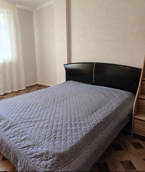 Продаётся спальная кровать