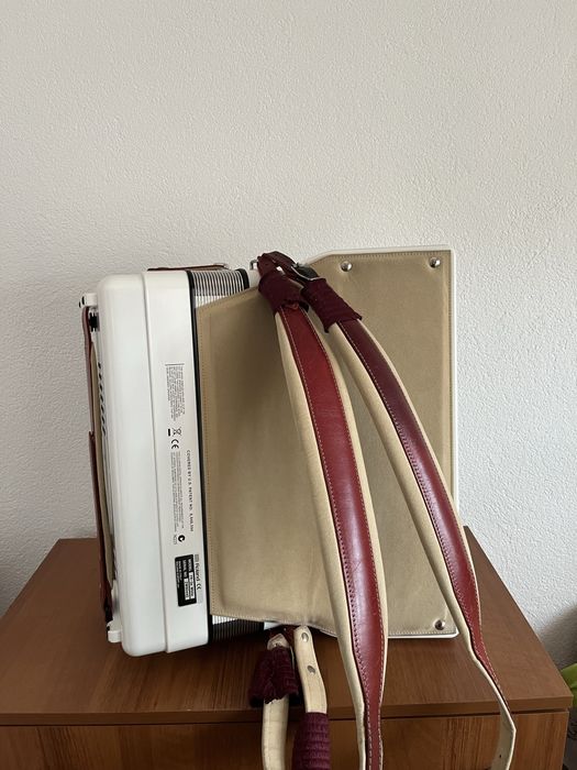 Дигитален акордеон Roland FR-3s Бартер