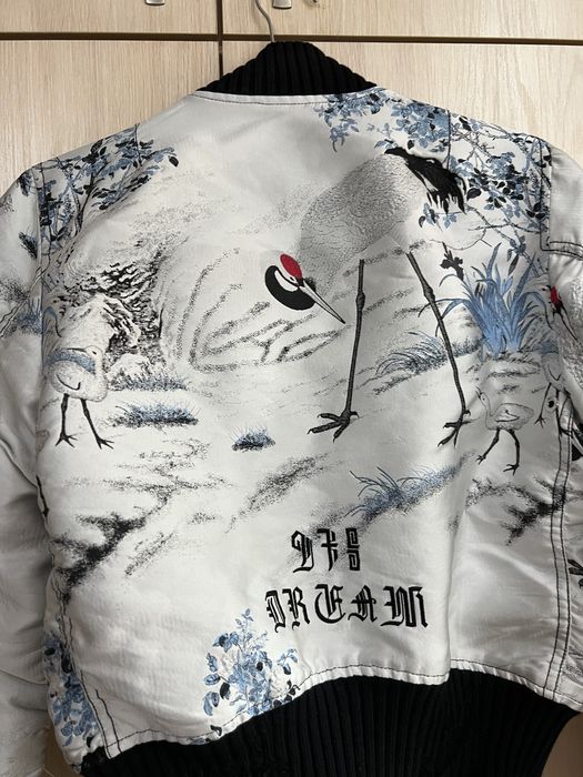 Бомбер куртка diesel