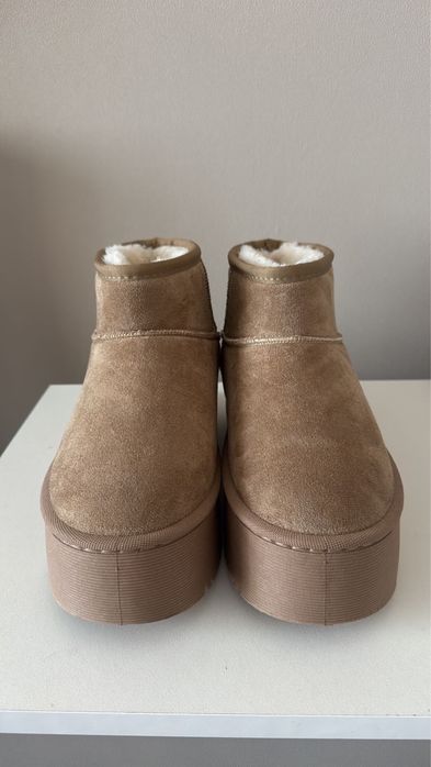 Продаю новые угги