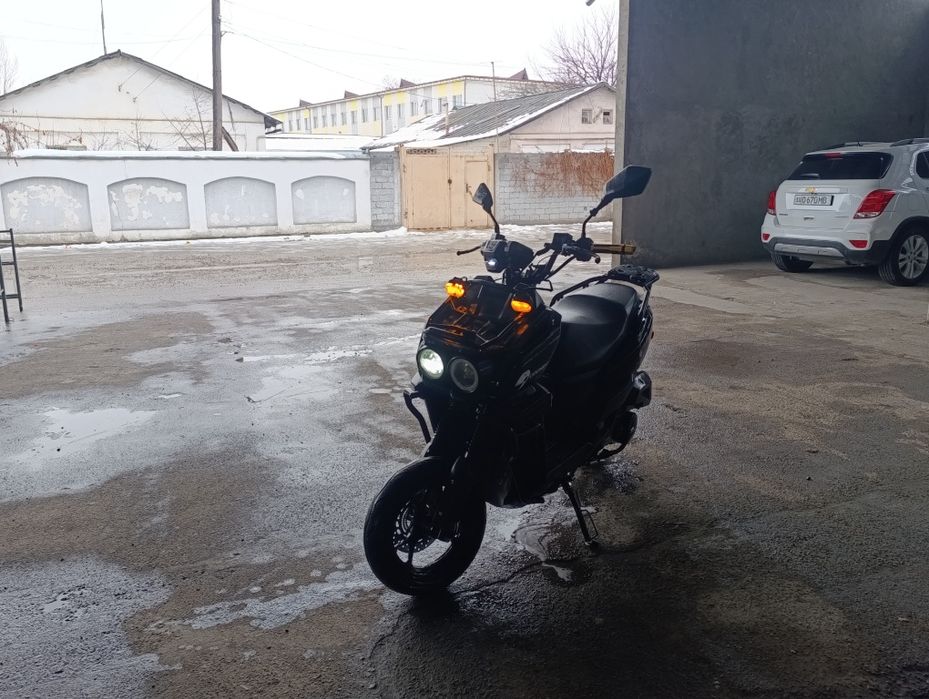 Скутер танк "Drongo" 150cc