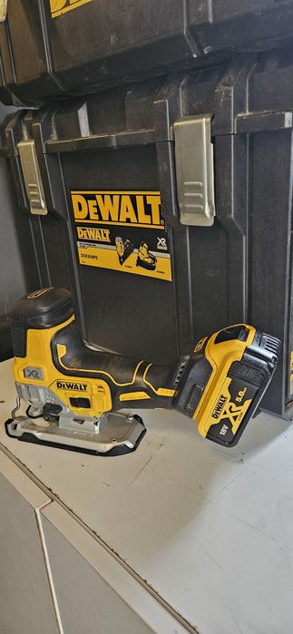 Soricel/decupir Dewalt DCS 335