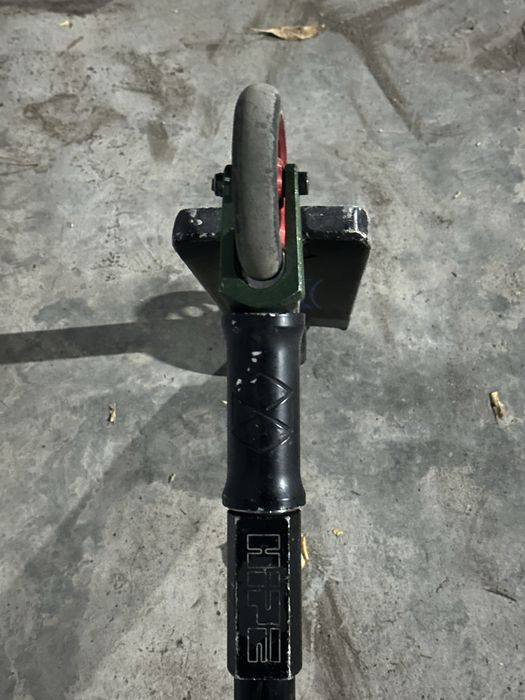 Продам трюковой самокат кастом