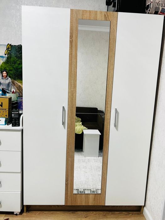 Угловой диван + шкаф