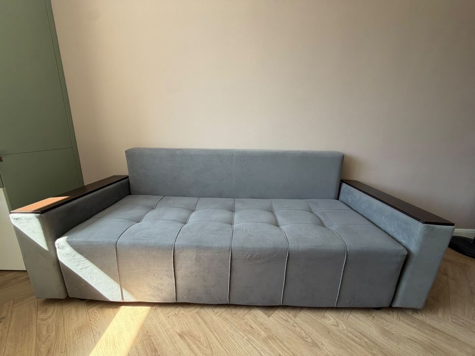 Продам диван в хорошем состоянии