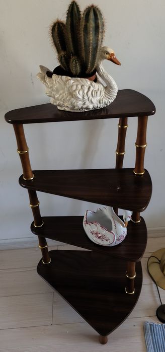 Suport din lemn pentru flori/0biecte decorative