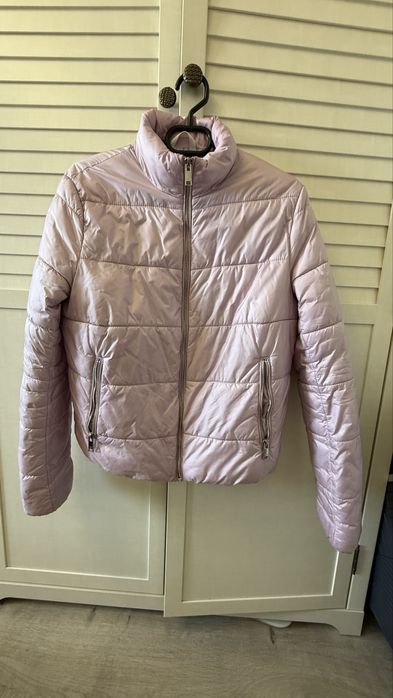 Куртки на девочку  разные по 5 тыс