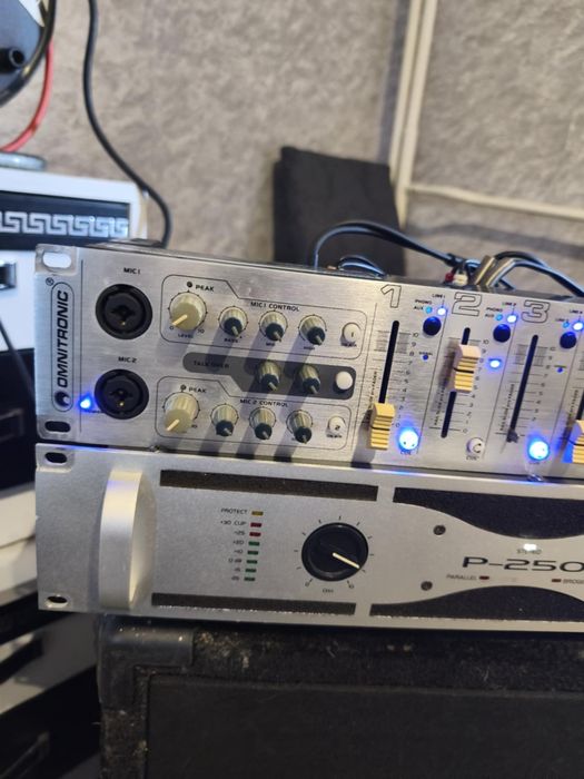 Усилвател с мишпулт Omnitronic