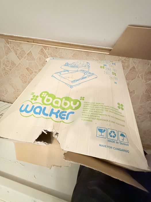 Baby walker- проходилка