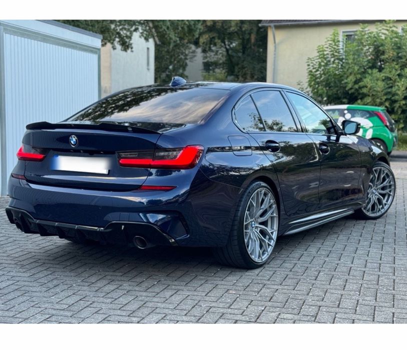 BMW 3 Series 2019 — imagine 2